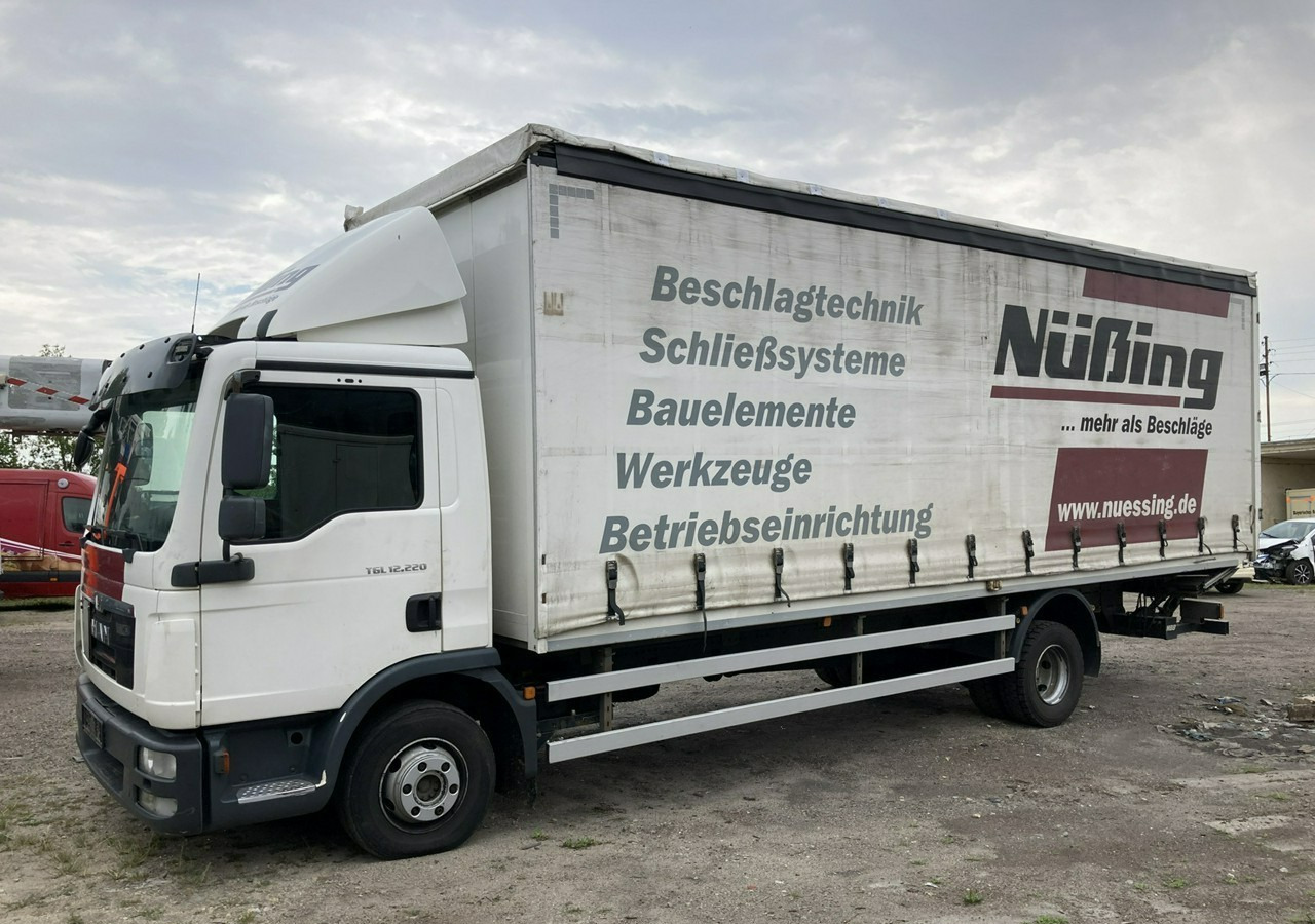 MAN Inny MAN MAN TGL 12.220 Skrzynia firana Plandeka hydro klapa 2014 - Utilitaire rideaux coulissants (PLSC): photos 4 MAN Inny MAN MAN TGL 12.220 Skrzynia firana Plandeka hydro klapa 2014 - Utilitaire rideaux coulissants (PLSC): photos 4