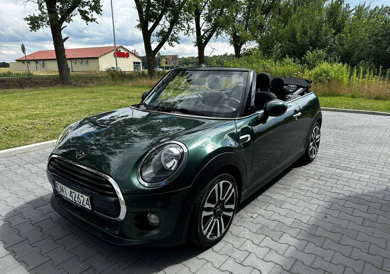 MINI Cabrio II Mini Cabrio Bogata wersja 38tkm Model 2019 - Voiture: photos 5 MINI Cabrio II Mini Cabrio Bogata wersja 38tkm Model 2019 - Voiture: photos 5