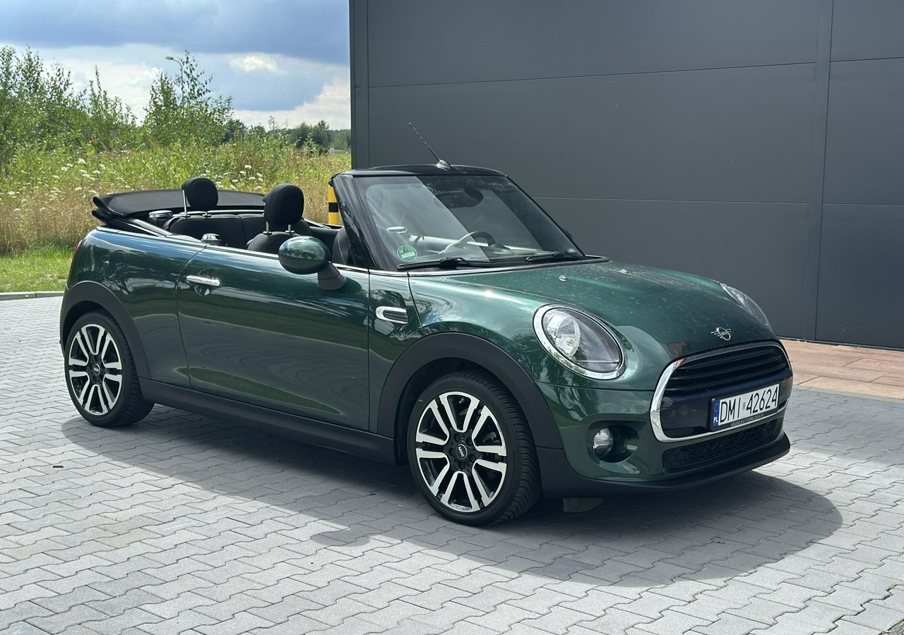 MINI Cabrio II Mini Cabrio Bogata wersja 38tkm Model 2019 - Voiture: photos 1 MINI Cabrio II Mini Cabrio Bogata wersja 38tkm Model 2019 - Voiture: photos 1