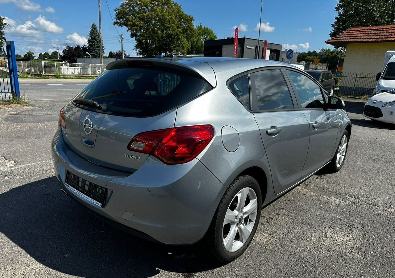 Opel Astra H Opel Astra 1.4-140KM Nowy silnik świeżo sprowadzony 2012 - Voiture à hayon: photos 5 Opel Astra H Opel Astra 1.4-140KM Nowy silnik świeżo sprowadzony 2012 - Voiture à hayon: photos 5
