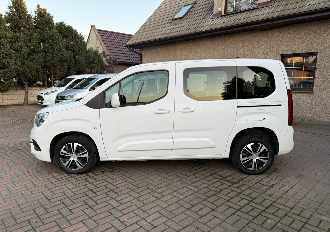 Opel Combo IV Combo Life Combo do przewozu Niepełnosprawnych inwalida rampa Model 2021 - Voiture: photos 4 Opel Combo IV Combo Life Combo do przewozu Niepełnosprawnych inwalida rampa Model 2021 - Voiture: photos 4