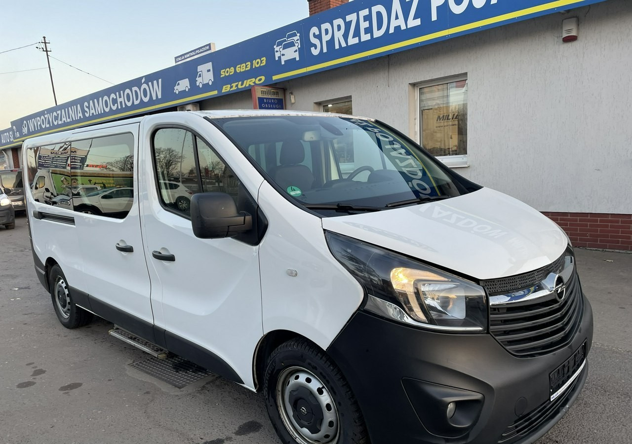 Opel Vivaro Opel Vivaro dla Niepełnosprawnych inwalida Rampa Model 2019 - Voiture: photos 5 Opel Vivaro Opel Vivaro dla Niepełnosprawnych inwalida Rampa Model 2019 - Voiture: photos 5