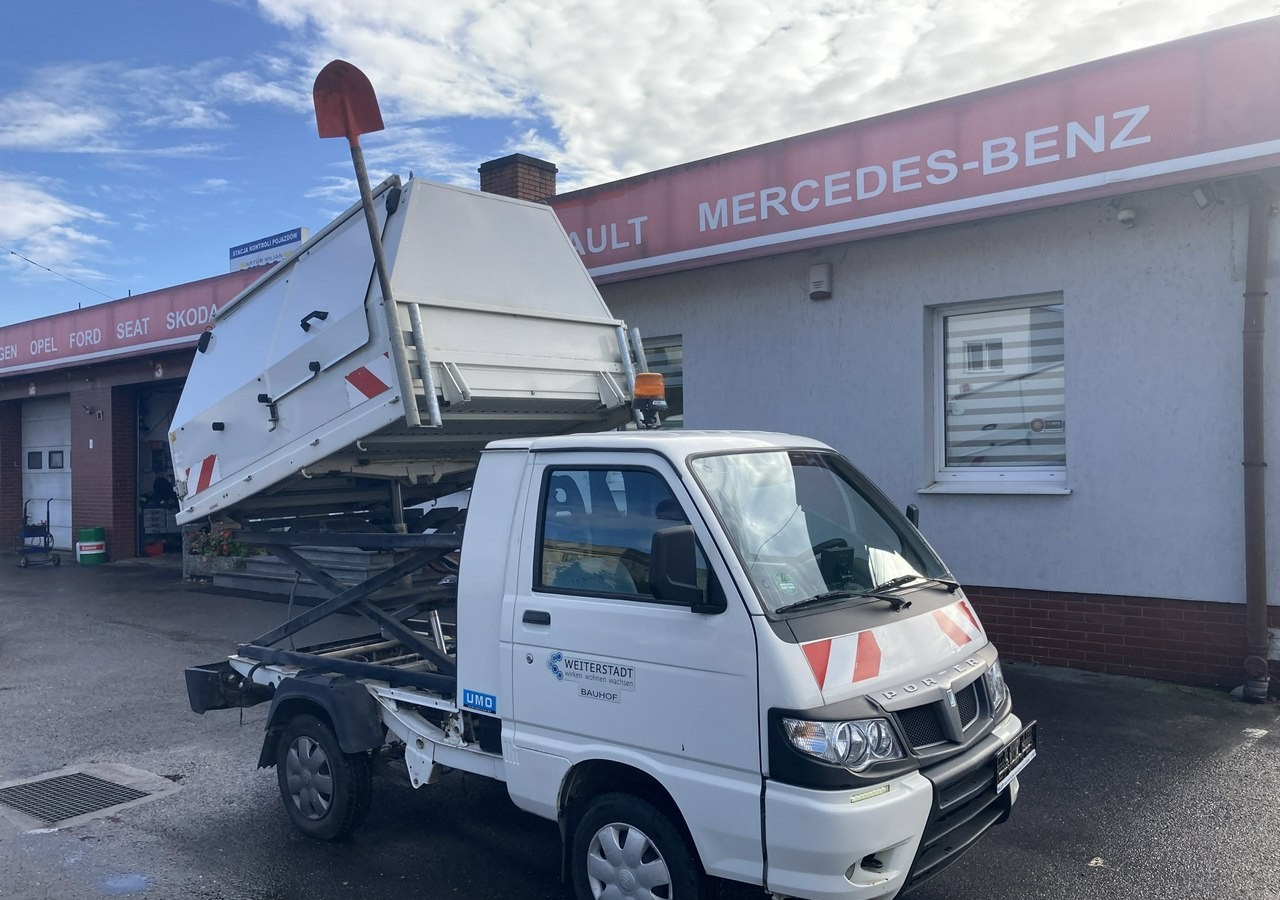 Piaggio Piaggio Porter Śmieciarka Wywrotka 2015 - Benne à ordures ménagères: photos 5 Piaggio Piaggio Porter Śmieciarka Wywrotka 2015 - Benne à ordures ménagères: photos 5