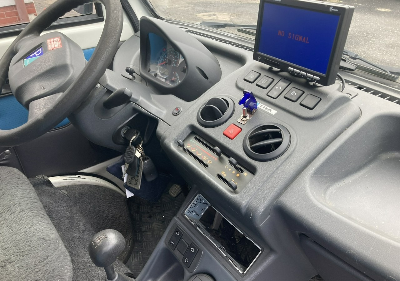 Piaggio Piaggio Porter Śmieciarka Wywrotka 2015 - Benne à ordures ménagères: photos 3 Piaggio Piaggio Porter Śmieciarka Wywrotka 2015 - Benne à ordures ménagères: photos 3