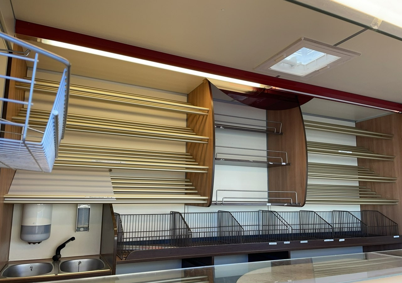 Renault Master Autosklep piecz Sklep Gastronomiczny Food Truck Foodtruck 117tkm Bor - Camion magasin: photos 2 Renault Master Autosklep piecz Sklep Gastronomiczny Food Truck Foodtruck 117tkm Bor - Camion magasin: photos 2