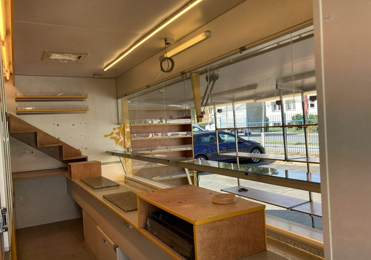 Crédit-bail de Renault Master Autosklep wędlin sklep bar Gastronomiczny Food Truck Foodtruck Borco Renault Master Autosklep wędlin sklep bar Gastronomiczny Food Truck Foodtruck Borco: photos 10 Crédit-bail de Renault Master Autosklep wędlin sklep bar Gastronomiczny Food Truck Foodtruck Borco Renault Master Autosklep wędlin sklep bar Gastronomiczny Food Truck Foodtruck Borco: photos 10