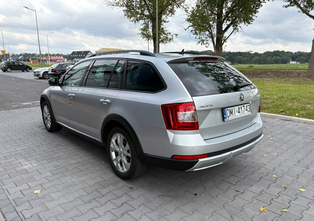 Skoda Octavia III Skoda Octavia 4X4 Scout 2.0 TDI -150KM Model 2017 Bezwypadkowa FV 23 - Voiture: photos 5 Skoda Octavia III Skoda Octavia 4X4 Scout 2.0 TDI -150KM Model 2017 Bezwypadkowa FV 23 - Voiture: photos 5