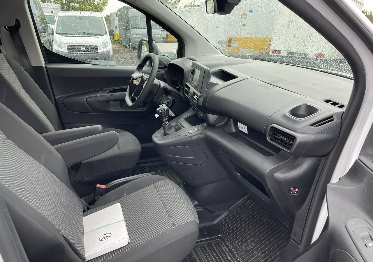 Toyota Inny Toyota Toyota Proace City MAXI Brygadówka dokka Klima 5-osob Salon PL 2024 - Fourgon utilitaire: photos 5 Toyota Inny Toyota Toyota Proace City MAXI Brygadówka dokka Klima 5-osob Salon PL 2024 - Fourgon utilitaire: photos 5