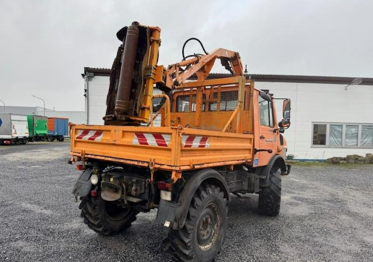 Inna Inny Unimog 1400 4X4 Kosiarka bijakowa teleskopowa - Véhicule de voirie/ Spécial: photos 2 Inna Inny Unimog 1400 4X4 Kosiarka bijakowa teleskopowa - Véhicule de voirie/ Spécial: photos 2