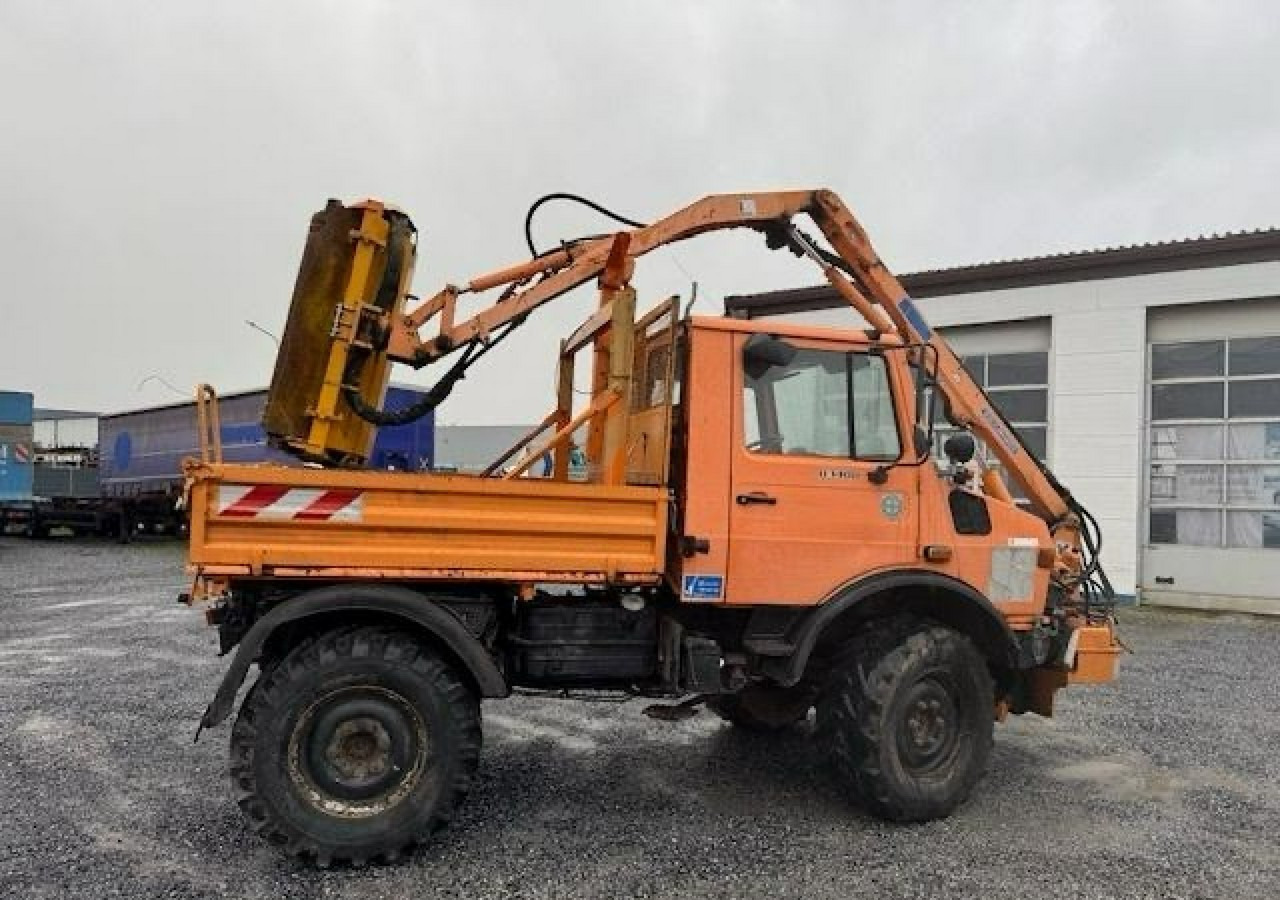Inna Inny Unimog 1400 4X4 Kosiarka bijakowa teleskopowa - Véhicule de voirie/ Spécial: photos 2 Inna Inny Unimog 1400 4X4 Kosiarka bijakowa teleskopowa - Véhicule de voirie/ Spécial: photos 2