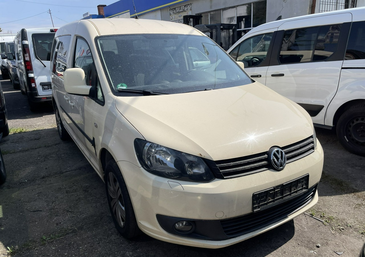 Volkswagen Caddy III Caddy do przewozu Niepełnosprawnych inwalida rampa 2015 - Voiture: photos 3 Volkswagen Caddy III Caddy do przewozu Niepełnosprawnych inwalida rampa 2015 - Voiture: photos 3