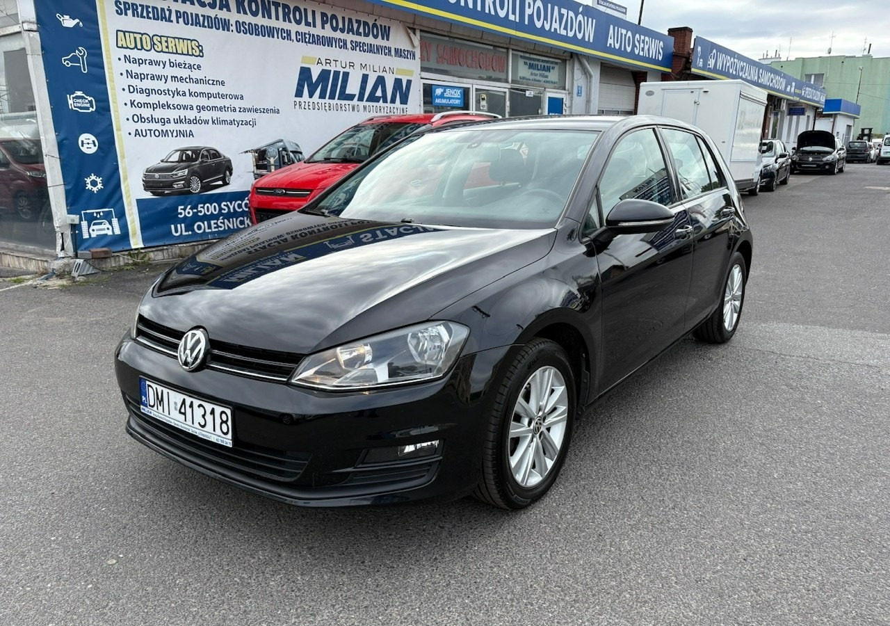 Volkswagen Golf VII VII 1,6 TDI 110KM 153TKM Klimatronik Navi Alu PDC 2015 Bez wkładu fi - Voiture à hayon: photos 2 Volkswagen Golf VII VII 1,6 TDI 110KM 153TKM Klimatronik Navi Alu PDC 2015 Bez wkładu fi - Voiture à hayon: photos 2