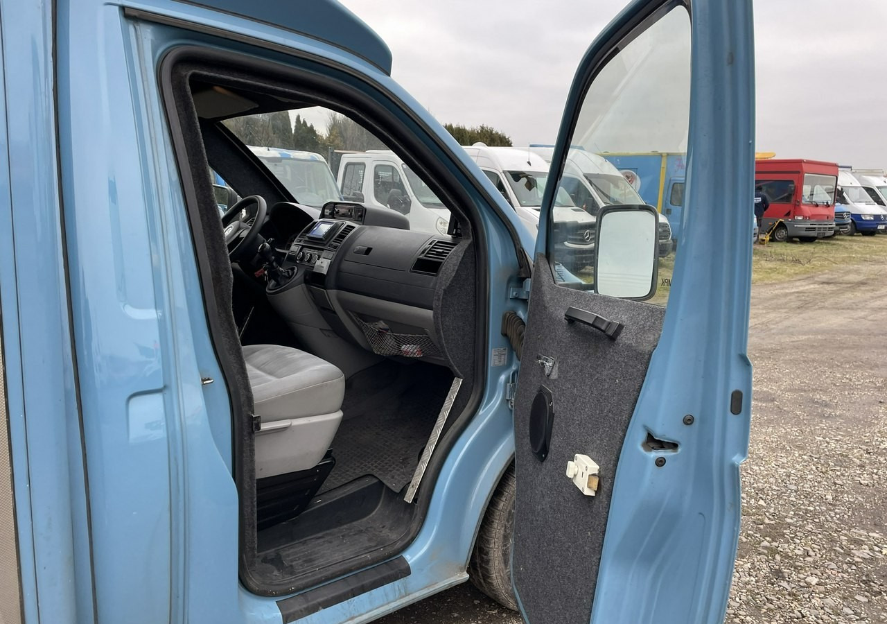 Fourgon blindé Volkswagen Transporter T5 Transporter Bankowóz kuloodporny opancerzony Model 2015: photos 8