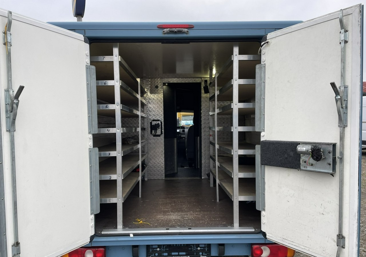 Fourgon blindé Volkswagen Transporter T5 Transporter Bankowóz kuloodporny opancerzony Model 2015: photos 6