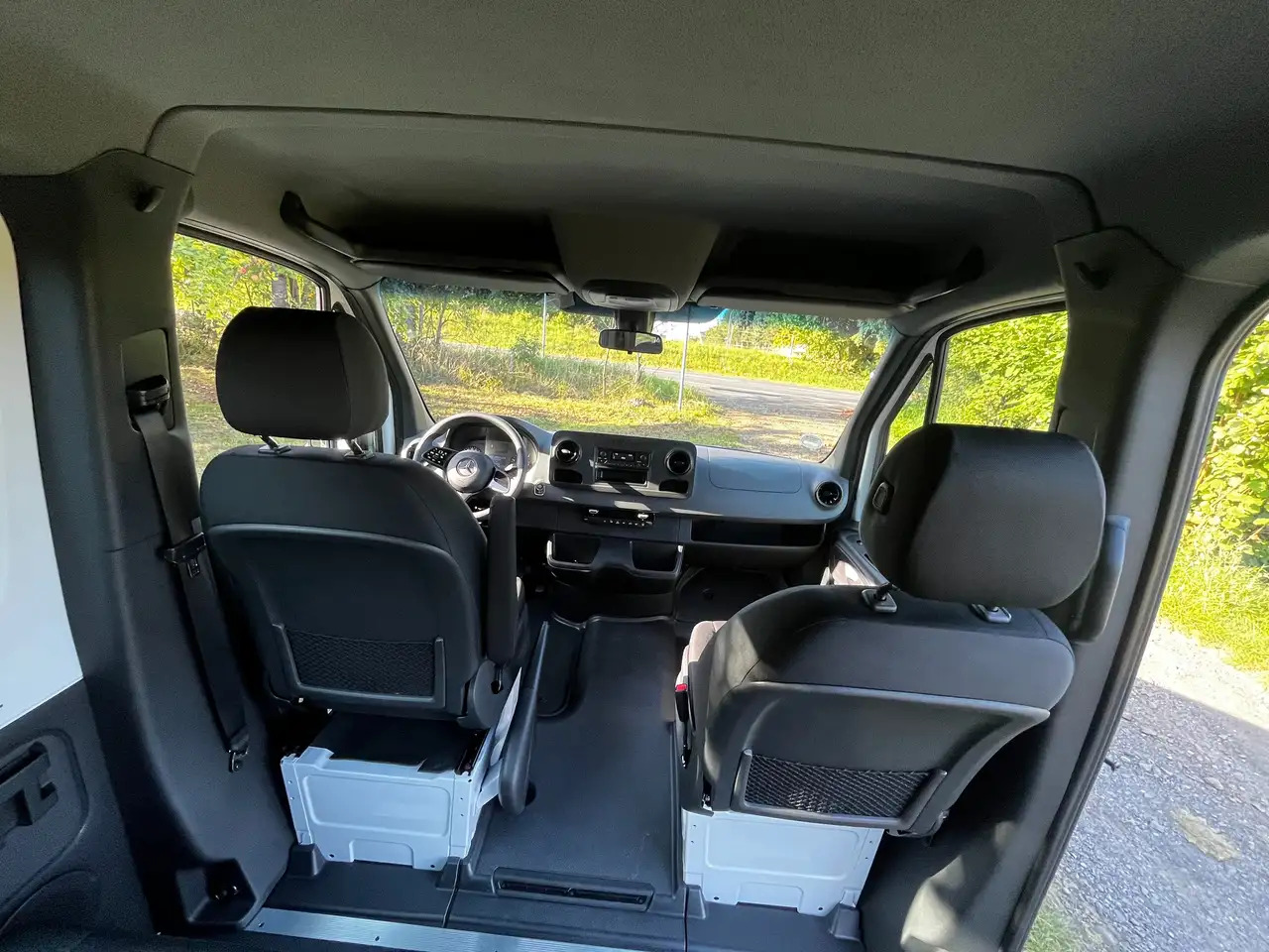 Transport de personnes, Utilitaire double cabine neuf Mercedes-Benz Sprinter KOMBI TOURER DACHKLIMA 9-SITZE: photos 9 Transport de personnes, Utilitaire double cabine neuf Mercedes-Benz Sprinter KOMBI TOURER DACHKLIMA 9-SITZE: photos 9