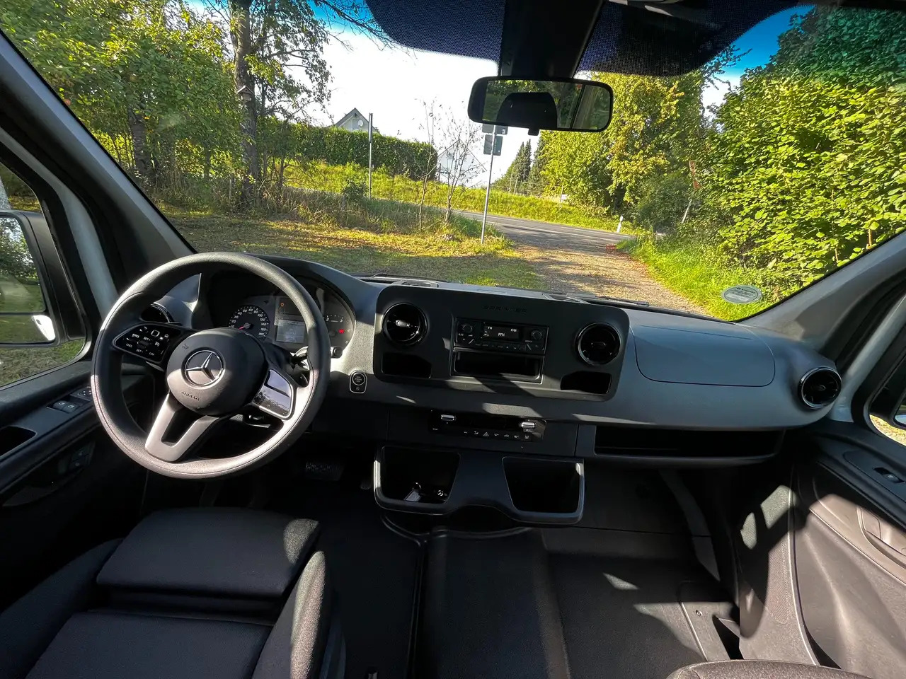 Transport de personnes, Utilitaire double cabine neuf Mercedes-Benz Sprinter KOMBI TOURER DACHKLIMA 9-SITZE: photos 11 Transport de personnes, Utilitaire double cabine neuf Mercedes-Benz Sprinter KOMBI TOURER DACHKLIMA 9-SITZE: photos 11