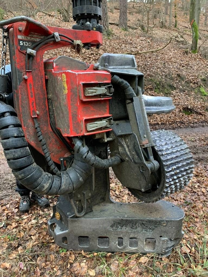 Komatsu S132 - Tête d'abattage: photos 3 Komatsu S132 - Tête d'abattage: photos 3