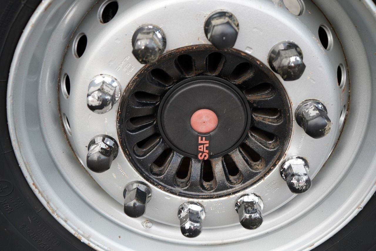 Semi-remorque frigorifique LeciTrailer CHŁODNIA / CARRIER VECTOR 1350 /  OŚ PODNOSZONA: photos 18