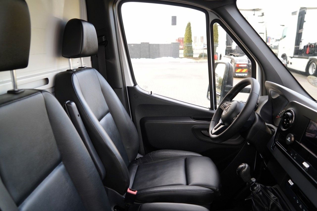Utilitaire rideaux coulissants (PLSC) Mercedes-Benz SPRINTER / KONTENER / 2019: photos 28
