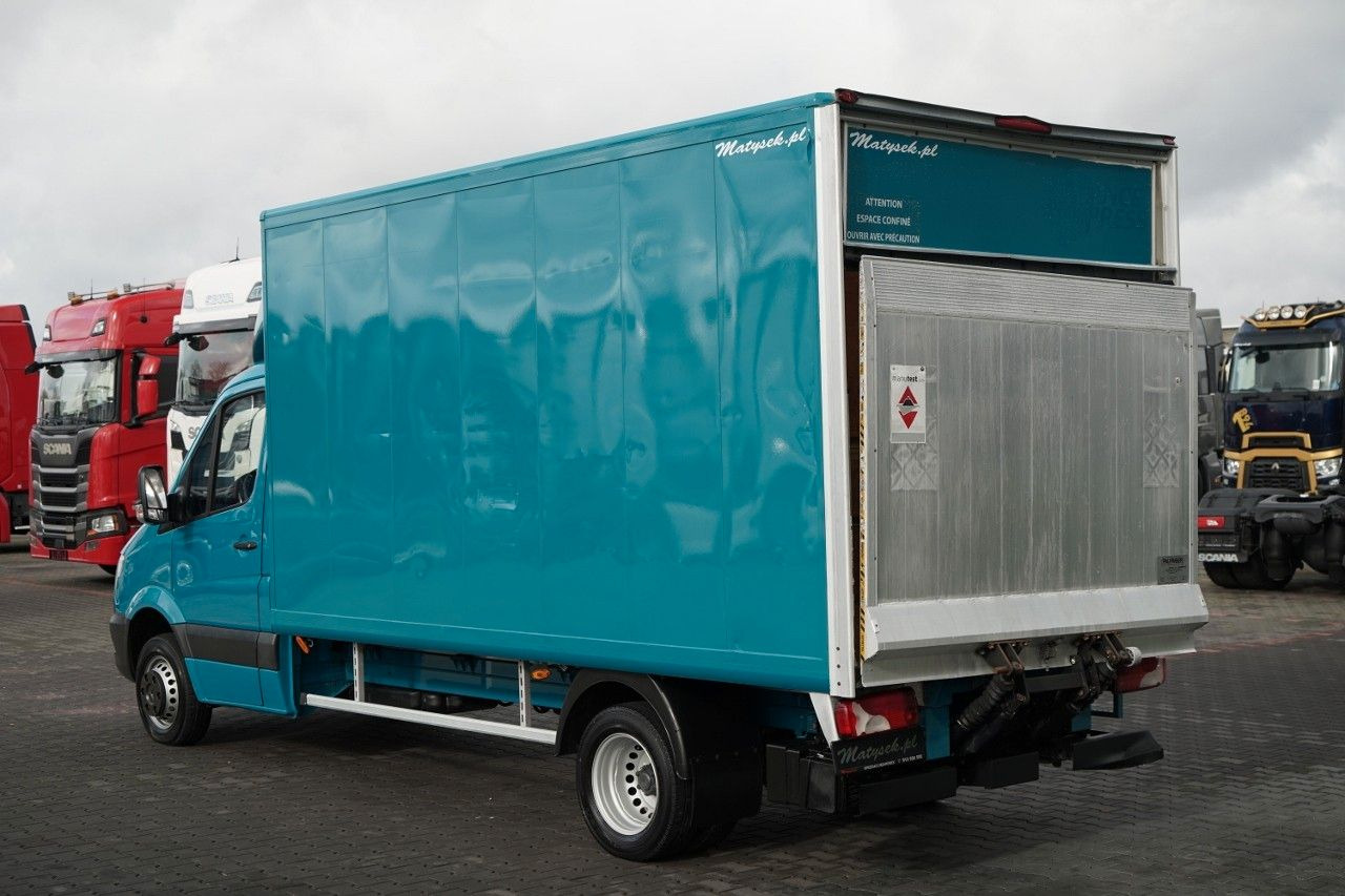 Mercedes-Benz SPRINTER / KONTENER 4,3 M / WINDA PALFINGER - Utilitaire rideaux coulissants (PLSC): photos 5 Mercedes-Benz SPRINTER / KONTENER 4,3 M / WINDA PALFINGER - Utilitaire rideaux coulissants (PLSC): photos 5