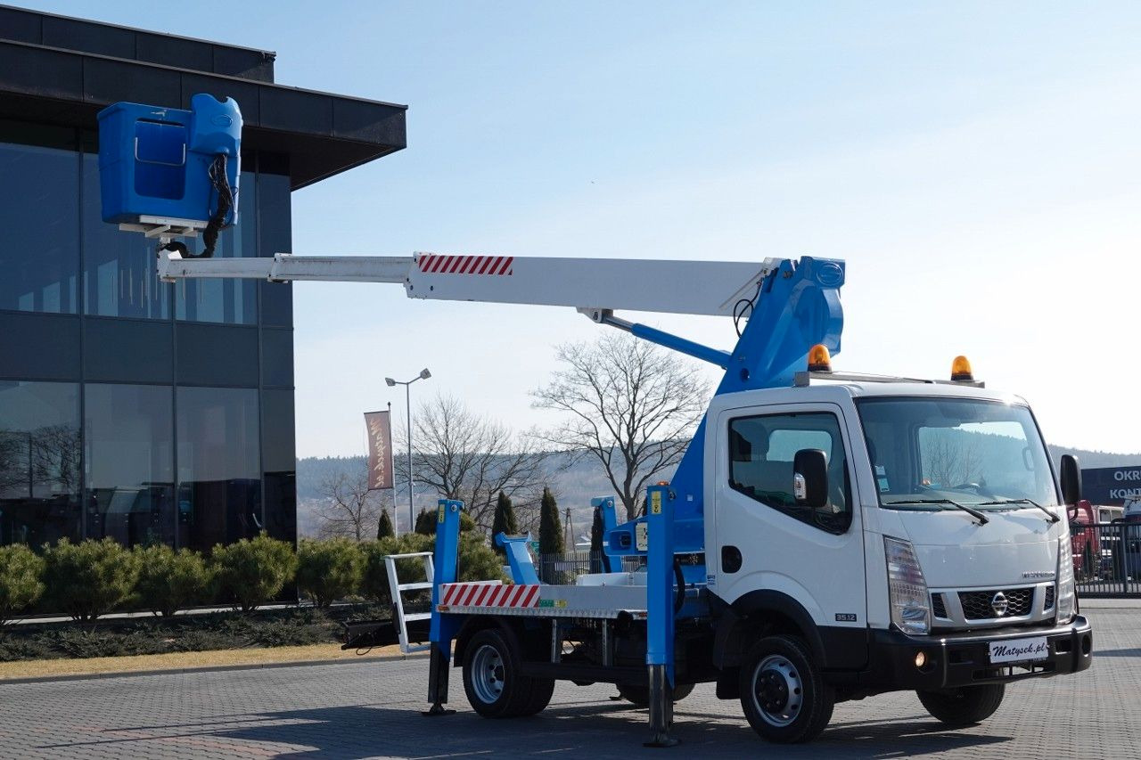 Nissan CABSTAR NT 400 / WZWYŻKA 18 METRÓW / PODNOŚNIK - Camion avec nacelle: photos 2 Nissan CABSTAR NT 400 / WZWYŻKA 18 METRÓW / PODNOŚNIK - Camion avec nacelle: photos 2