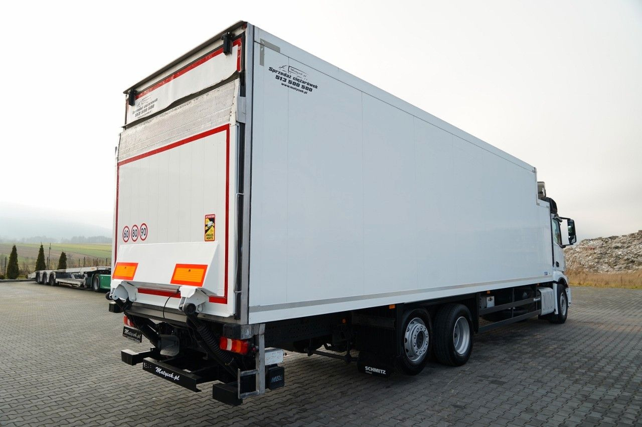 Scania ACTROS 2542 / 6X2 / CHŁODNIA / SOLÓWKA / AGREGAT - Camion frigorifique: photos 4 Scania ACTROS 2542 / 6X2 / CHŁODNIA / SOLÓWKA / AGREGAT - Camion frigorifique: photos 4