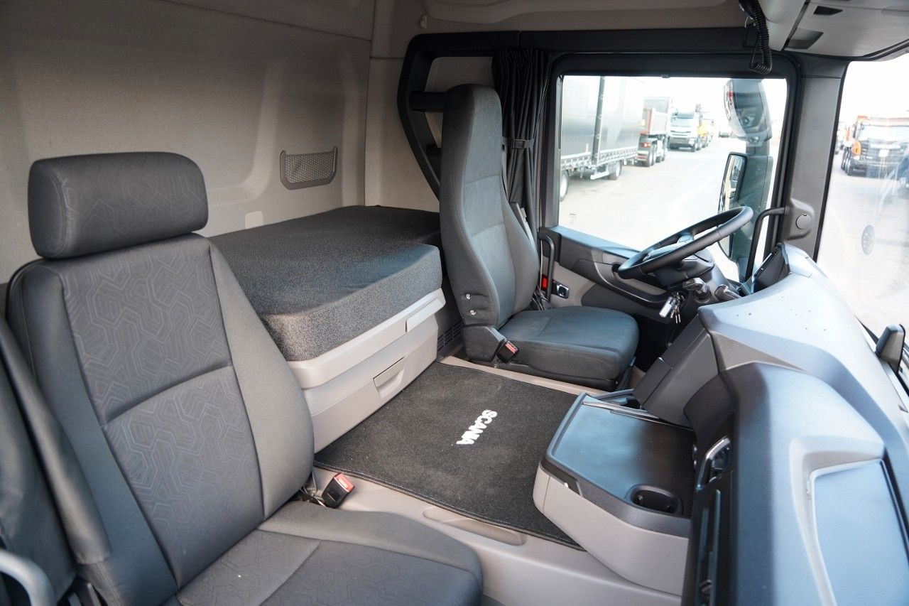 Crédit-bail de Scania P 280 / TANDEM / 4X2 / MEGA / I-PARK COOL / PRZ Scania P 280 / TANDEM / 4X2 / MEGA / I-PARK COOL / PRZ: photos 17 Crédit-bail de Scania P 280 / TANDEM / 4X2 / MEGA / I-PARK COOL / PRZ Scania P 280 / TANDEM / 4X2 / MEGA / I-PARK COOL / PRZ: photos 17