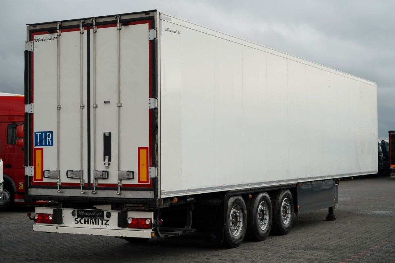 Schmitz Cargobull CHŁODNIA / THERMO KING SLX 300 / HAKÓWKA / HAKOW - Semi-remorque frigorifique: photos 4 Schmitz Cargobull CHŁODNIA / THERMO KING SLX 300 / HAKÓWKA / HAKOW - Semi-remorque frigorifique: photos 4