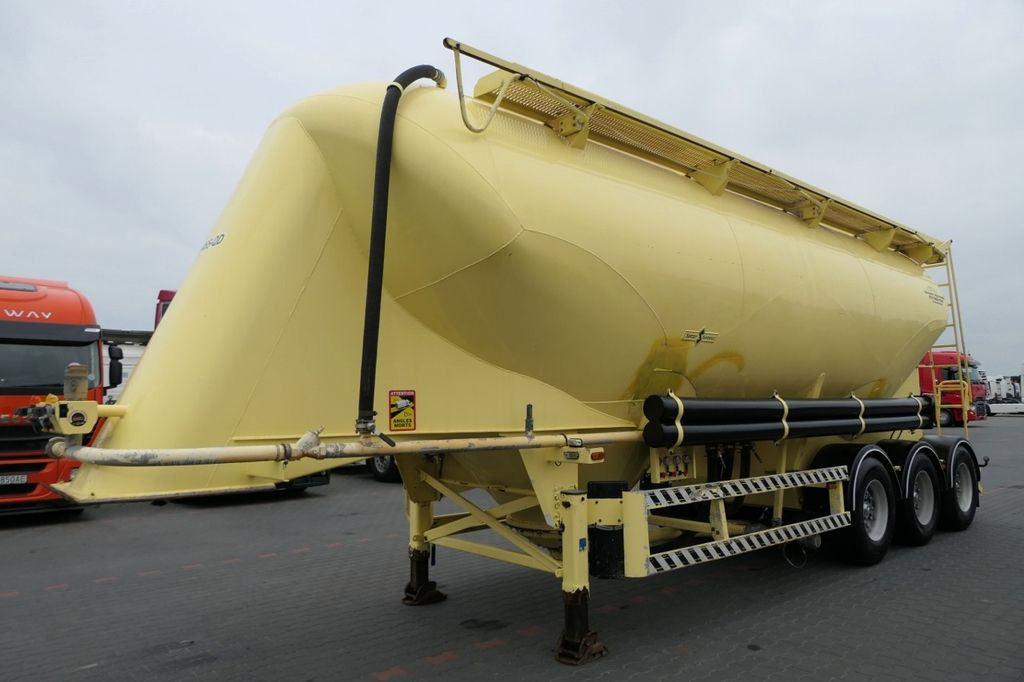 Spitzer CEMENTONACZEPA / 39000 L / SILOS / Spitzer CEMENTONACZEPA / 39000 L / SILOS / - Citerne pulvérulente: photos 3 Spitzer CEMENTONACZEPA / 39000 L / SILOS / Spitzer CEMENTONACZEPA / 39000 L / SILOS / - Citerne pulvérulente: photos 3
