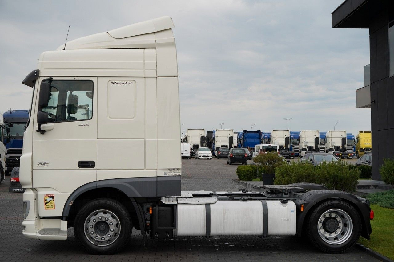 DAF XF 460 / SPACE CAB / MEGA / LOW DECK / EURO 6 - Tracteur routier: photos 3 DAF XF 460 / SPACE CAB / MEGA / LOW DECK / EURO 6 - Tracteur routier: photos 3