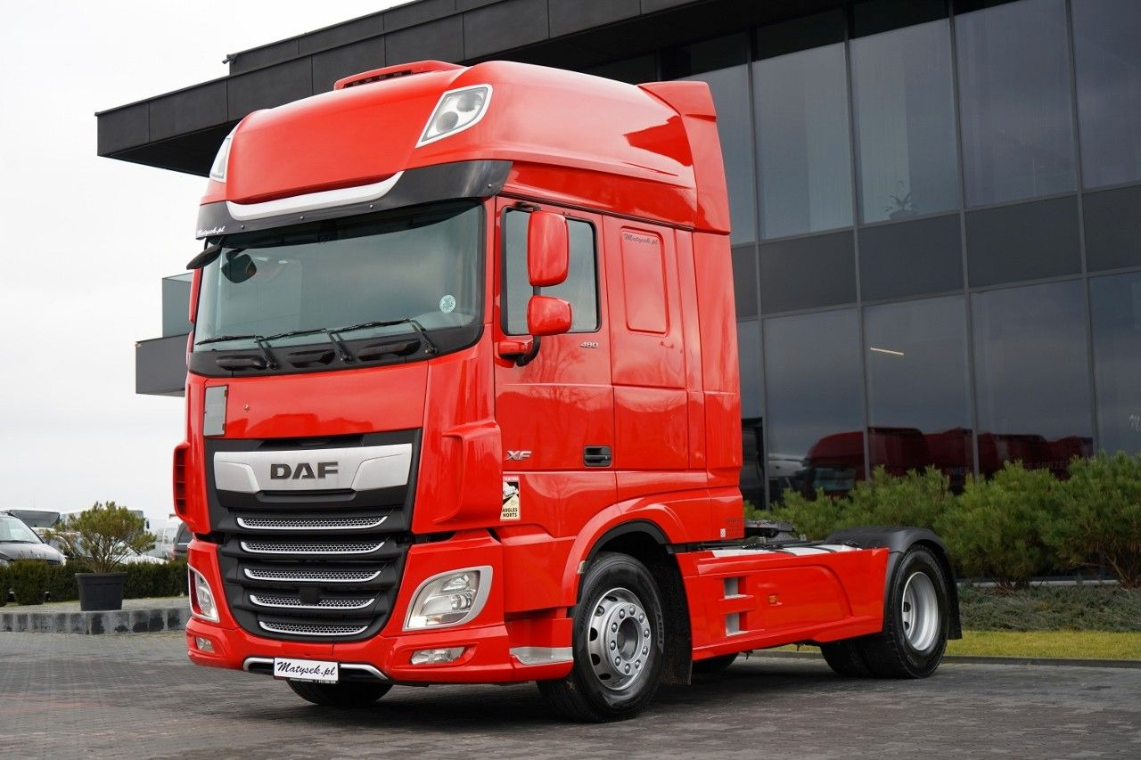 DAF XF 480 / SUPER SPA XF 480 CE CAB / I-PARK COOL / - Tracteur routier: photos 1 DAF XF 480 / SUPER SPA XF 480 CE CAB / I-PARK COOL / - Tracteur routier: photos 1