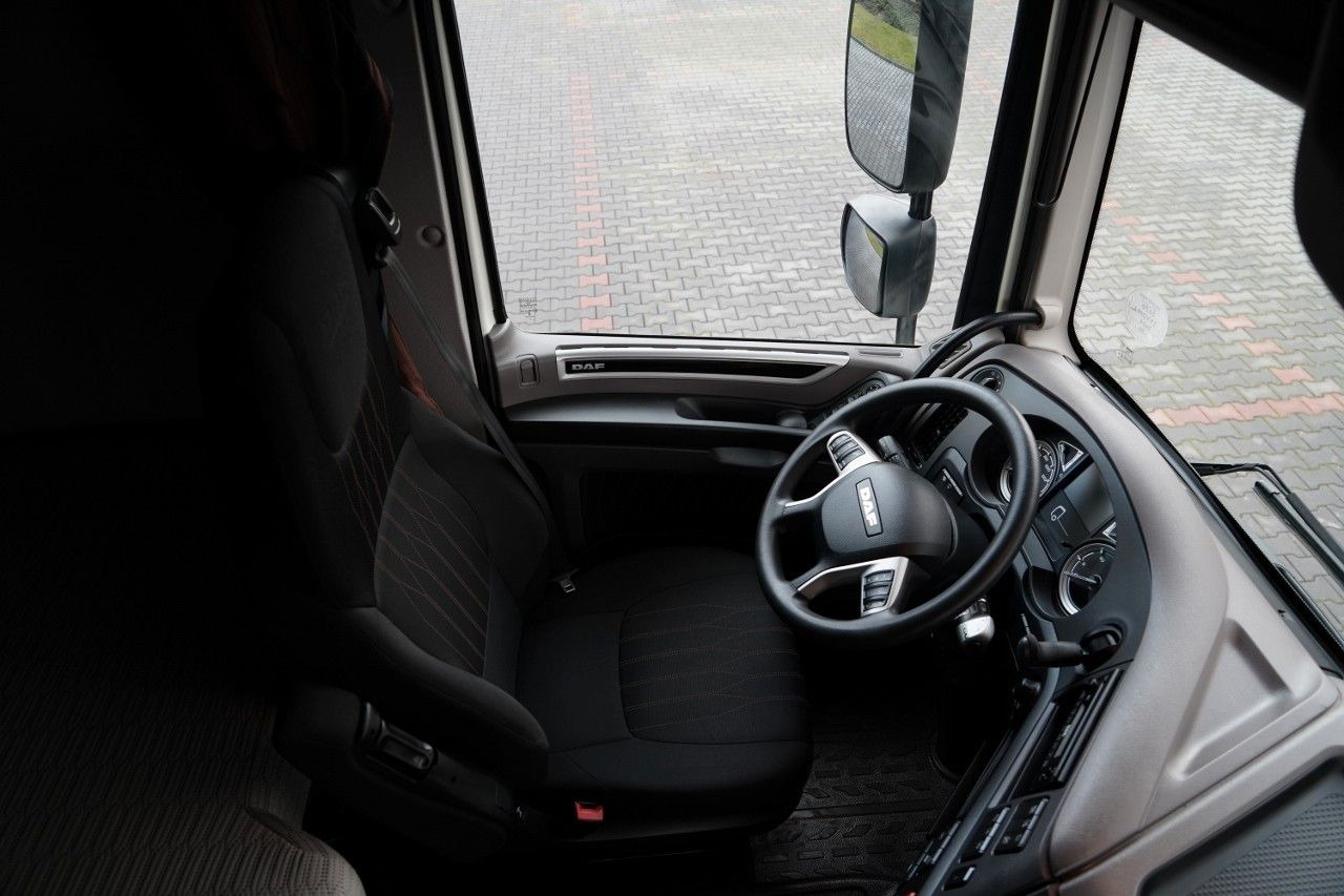 Tracteur routier DAF XF 480 / SUPER SPACE CAB / 2021: photos 27