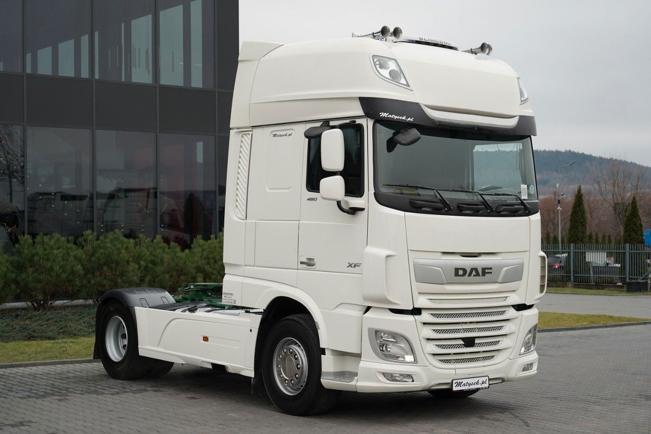 DAF XF 480 / SUPER SPACE CAB / I-PARK COOL / - Tracteur routier: photos 4 DAF XF 480 / SUPER SPACE CAB / I-PARK COOL / - Tracteur routier: photos 4