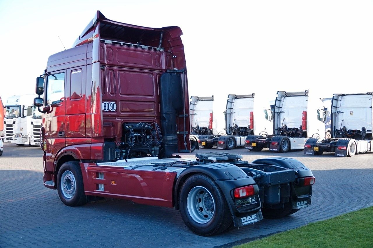 DAF XF 530 / RETARDER / I-PARK COOL / SPACE CAB - Tracteur routier: photos 4 DAF XF 530 / RETARDER / I-PARK COOL / SPACE CAB - Tracteur routier: photos 4
