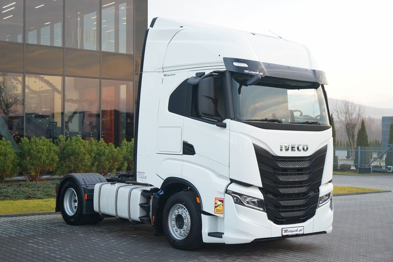 Iveco S-WAY / 530 / RETARDER / I-PARK COOL / - Tracteur routier: photos 4 Iveco S-WAY / 530 / RETARDER / I-PARK COOL / - Tracteur routier: photos 4