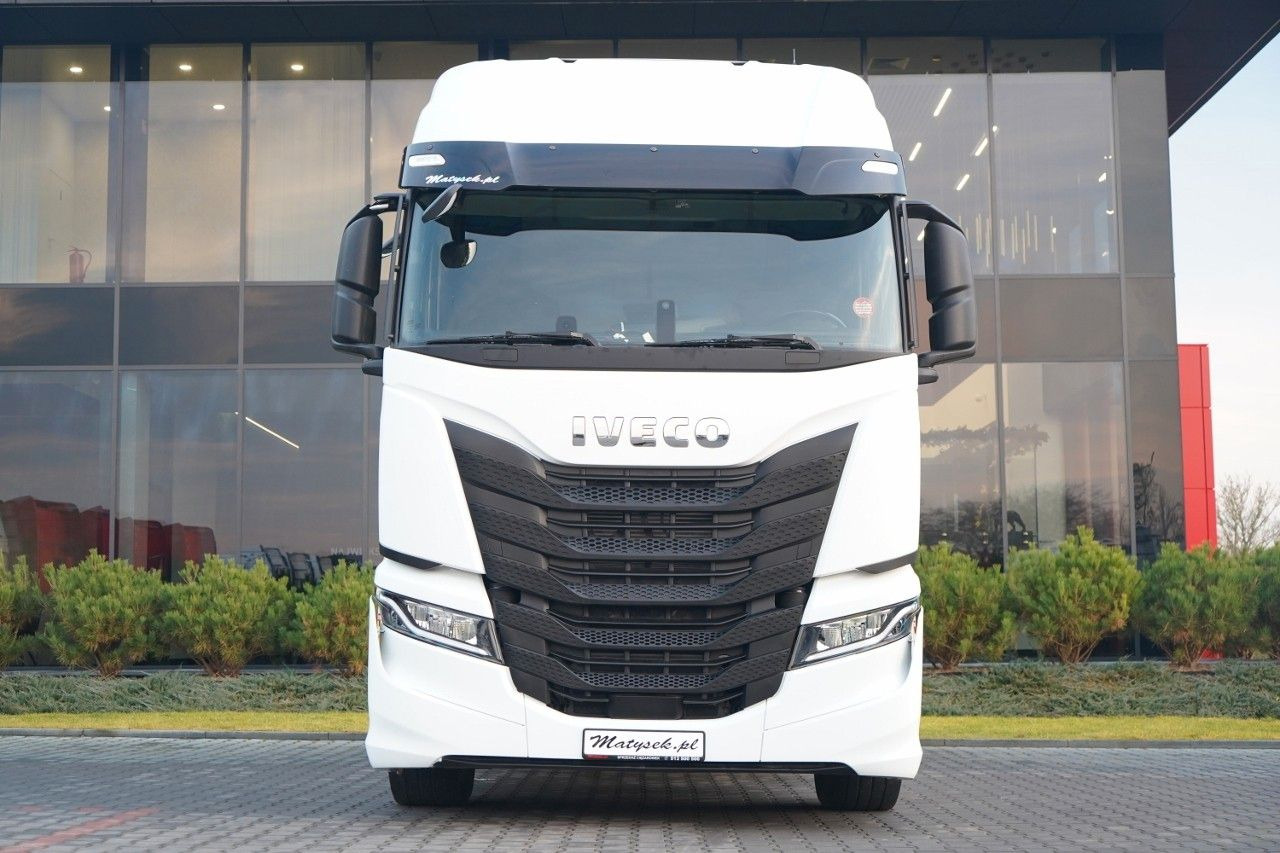 Iveco S-WAY / 530 / RETARDER / I-PARK COOL / - Tracteur routier: photos 3 Iveco S-WAY / 530 / RETARDER / I-PARK COOL / - Tracteur routier: photos 3