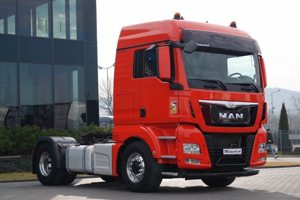 MAN TGX 18.440 / 4x4 / HYDRAULIKA / HYDRODRIVE / EUR MAN TGX 18.440 / 4x4 / HYDRAULIKA / HYDRODRIVE / EUR - Tracteur routier: photos 1 MAN TGX 18.440 / 4x4 / HYDRAULIKA / HYDRODRIVE / EUR MAN TGX 18.440 / 4x4 / HYDRAULIKA / HYDRODRIVE / EUR - Tracteur routier: photos 1