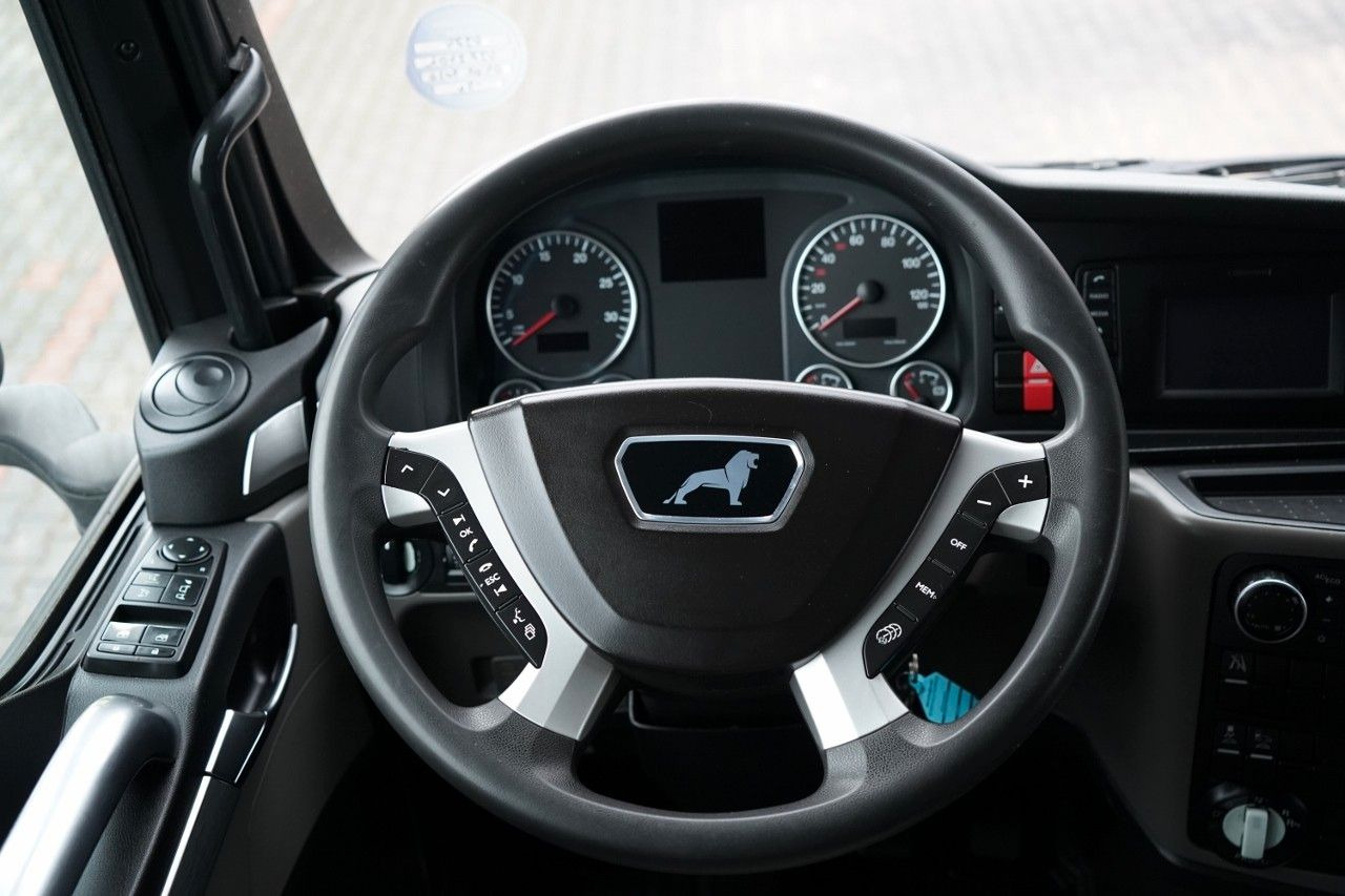 Tracteur routier MAN TGX 18.470 / 4x4 / HYDRAULIKA / HYDRODRIVE / OP: photos 29 Tracteur routier MAN TGX 18.470 / 4x4 / HYDRAULIKA / HYDRODRIVE / OP: photos 29