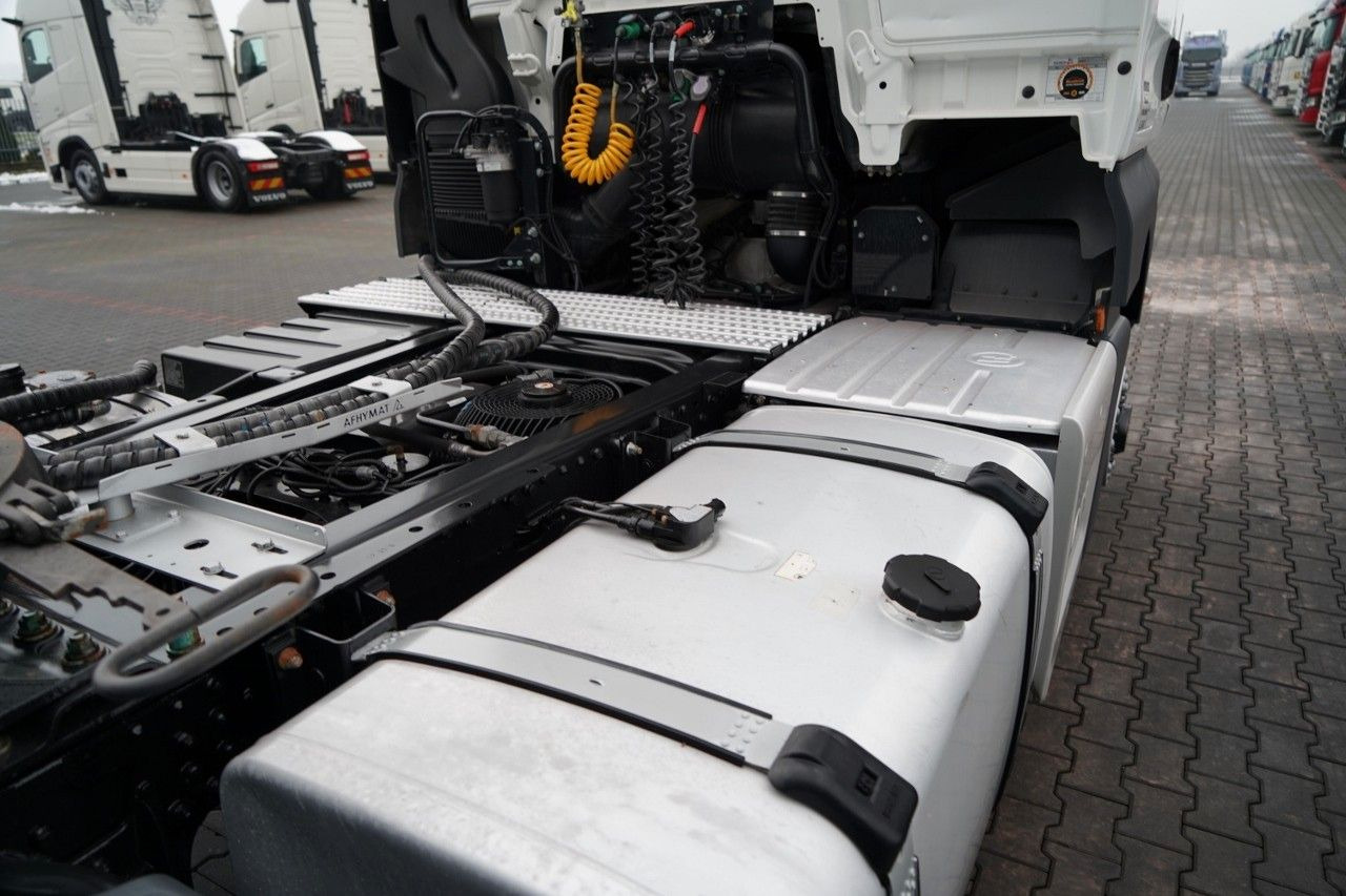 Tracteur routier MAN TGX 18.470 / 4x4 / HYDRAULIKA / HYDRODRIVE / OP: photos 16 Tracteur routier MAN TGX 18.470 / 4x4 / HYDRAULIKA / HYDRODRIVE / OP: photos 16