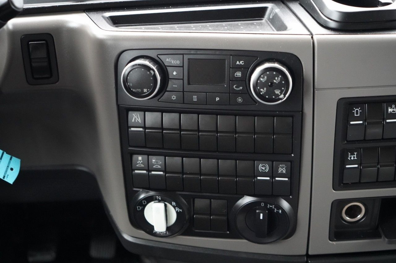 Tracteur routier MAN TGX 18.470 / 4x4 / HYDRAULIKA / HYDRODRIVE / OP: photos 31 Tracteur routier MAN TGX 18.470 / 4x4 / HYDRAULIKA / HYDRODRIVE / OP: photos 31