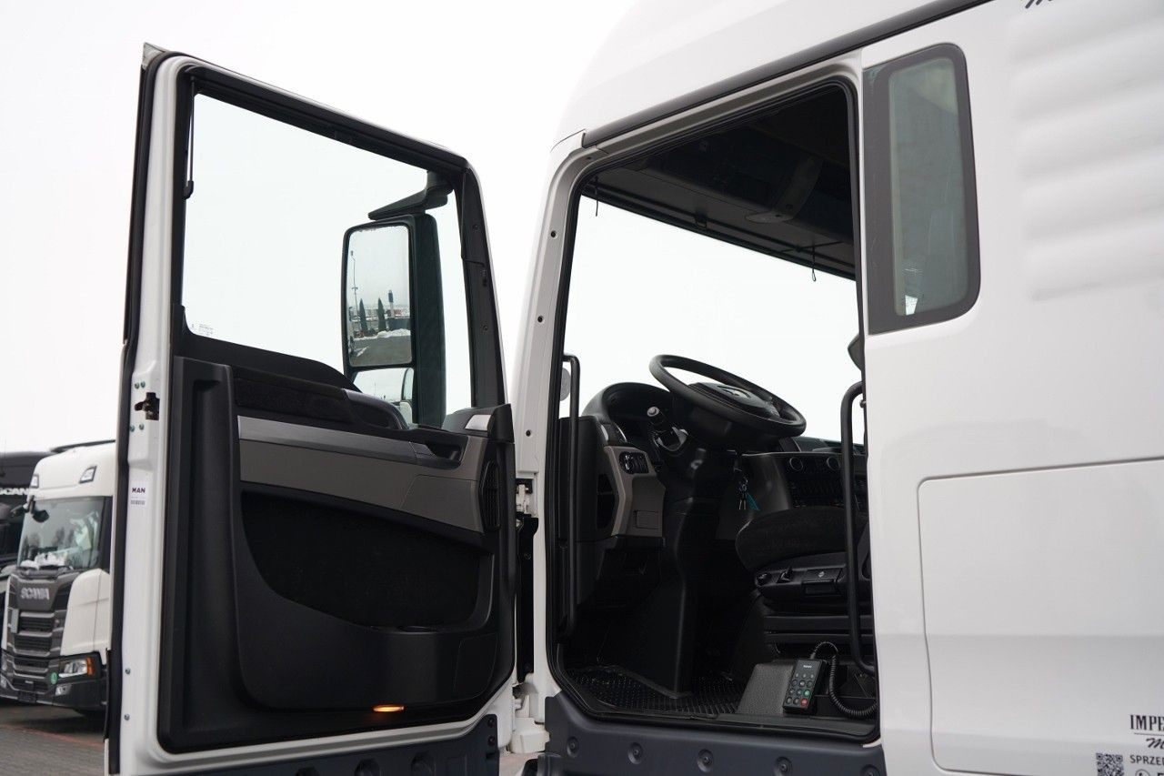 Tracteur routier MAN TGX 18.470 / 4x4 / HYDRAULIKA / HYDRODRIVE / OP: photos 23 Tracteur routier MAN TGX 18.470 / 4x4 / HYDRAULIKA / HYDRODRIVE / OP: photos 23