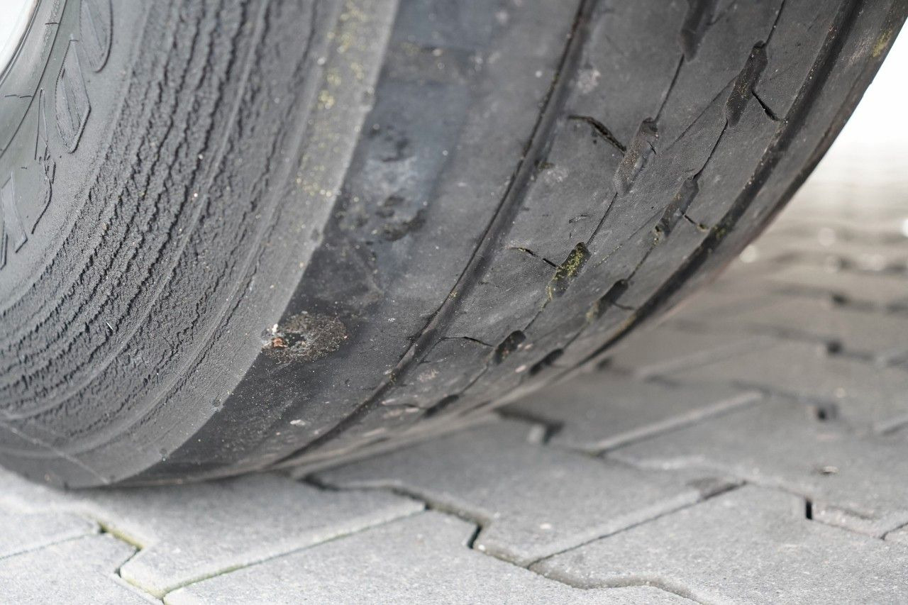 Tracteur routier Mercedes-Benz ACTROS 1848 / STREAM SPACE / 2019 / ALUFELGI: photos 16 Tracteur routier Mercedes-Benz ACTROS 1848 / STREAM SPACE / 2019 / ALUFELGI: photos 16