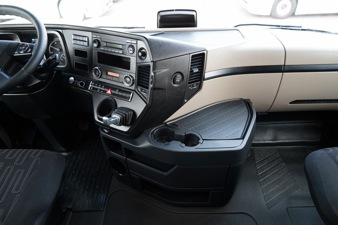 Tracteur routier Mercedes-Benz ACTROS 1848 / STREAM SPACE / 2019 / ALUFELGI: photos 27 Tracteur routier Mercedes-Benz ACTROS 1848 / STREAM SPACE / 2019 / ALUFELGI: photos 27