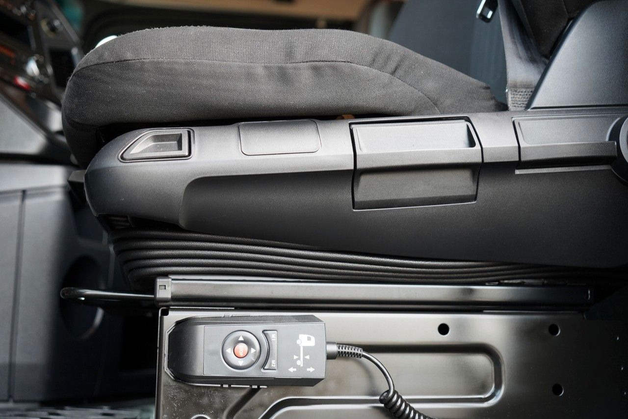 Tracteur routier Mercedes-Benz ACTROS 1848 / STREAM SPACE / 2019 / ALUFELGI: photos 21 Tracteur routier Mercedes-Benz ACTROS 1848 / STREAM SPACE / 2019 / ALUFELGI: photos 21