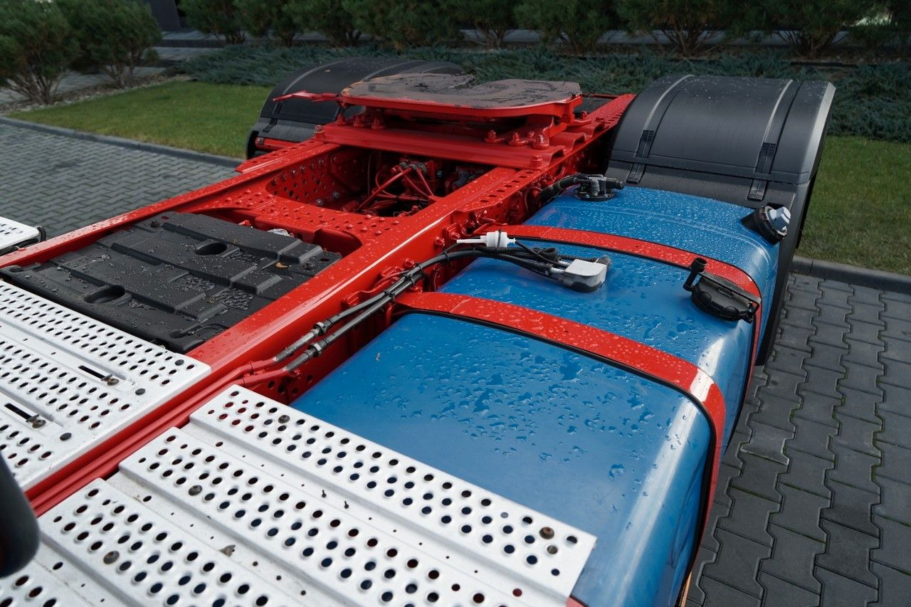 Tracteur routier Mercedes-Benz ACTROS 1848 / STREAM SPACE / 2019 / ALUFELGI: photos 12 Tracteur routier Mercedes-Benz ACTROS 1848 / STREAM SPACE / 2019 / ALUFELGI: photos 12