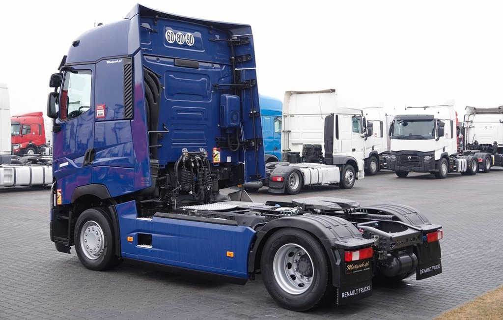 Renault T 520 / 13 L / RETARDER / I-PARK COOL / SKÓRY / - Tracteur routier: photos 3 Renault T 520 / 13 L / RETARDER / I-PARK COOL / SKÓRY / - Tracteur routier: photos 3