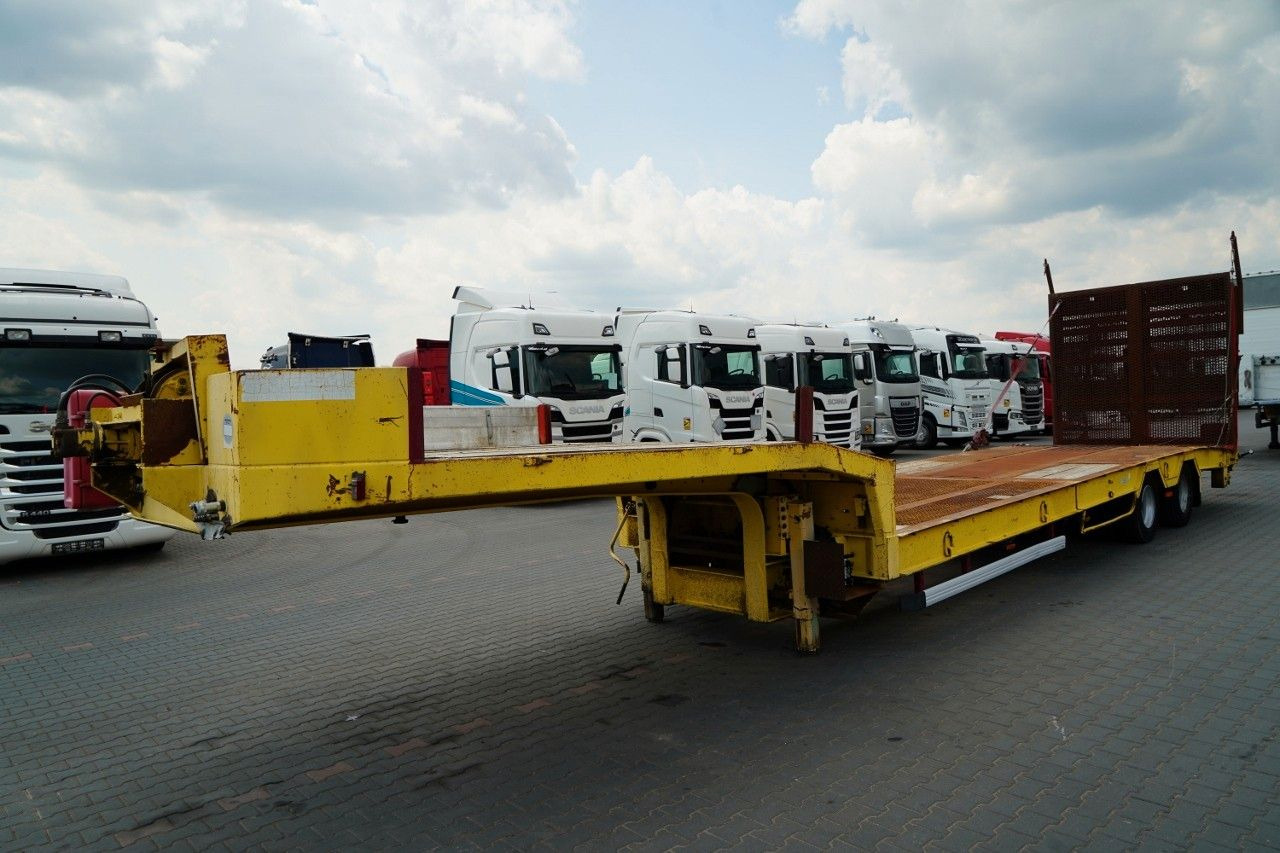 VEREM / NACZEPA LAWETA / NISKOPODWOZIOWA / 13.M - Semi-remorque surbaissé: photos 4 VEREM / NACZEPA LAWETA / NISKOPODWOZIOWA / 13.M - Semi-remorque surbaissé: photos 4