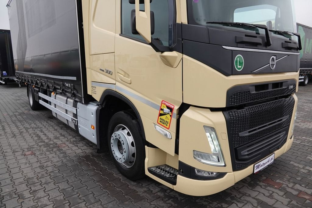 Volvo FM 380 / FIRANKA- 7,7 m / 60m3 / PODNOSZONY DACH - Camion à rideaux coulissants: photos 5 Volvo FM 380 / FIRANKA- 7,7 m / 60m3 / PODNOSZONY DACH - Camion à rideaux coulissants: photos 5