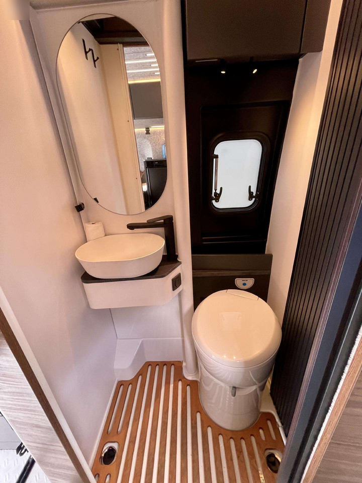 Fourgon aménagé neuf Adria Super Twin: photos 12 Fourgon aménagé neuf Adria Super Twin: photos 12