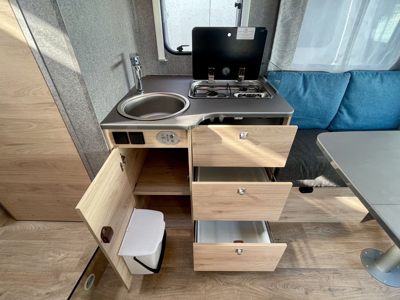 Camping-car profilé Dethleffs Just Go T7055 EBL: photos 8